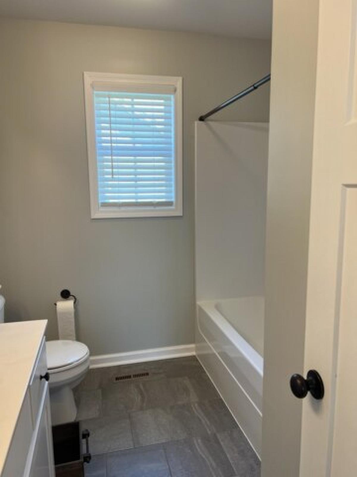 Picture of Home For Sale in Portland, Tennessee, United States