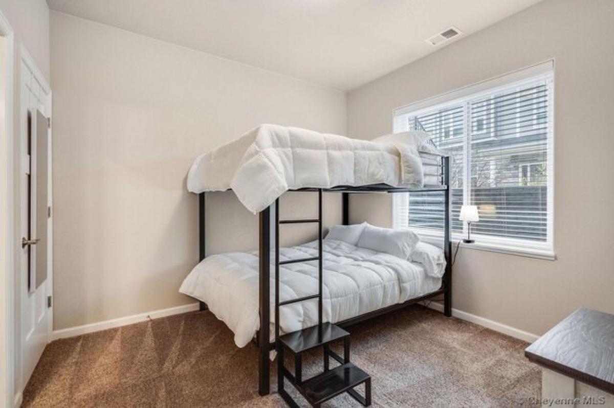 Picture of Home For Sale in Cheyenne, Wyoming, United States