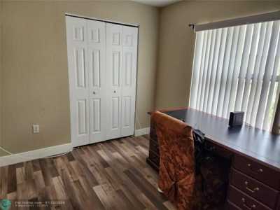 Home For Sale in Tamarac, Florida