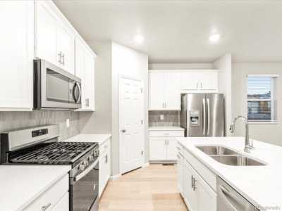 Home For Sale in Windsor, Colorado