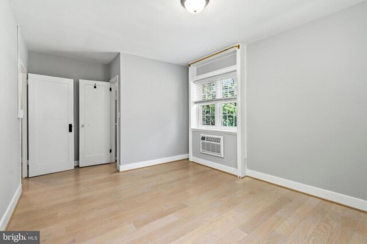 Picture of Home For Sale in Alexandria, Virginia, United States