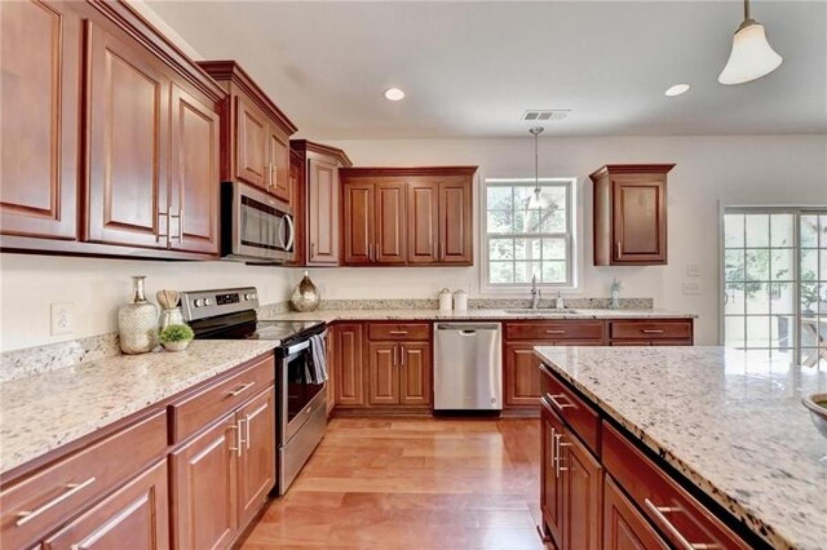 Picture of Home For Sale in Gainesville, Georgia, United States