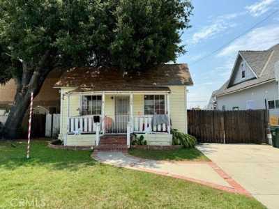 Home For Sale in Covina, California