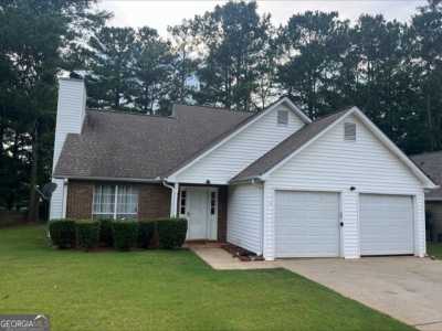Home For Sale in Fayetteville, Georgia