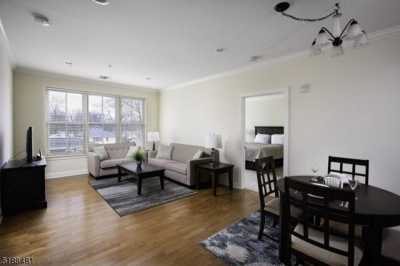 Home For Rent in Summit, New Jersey