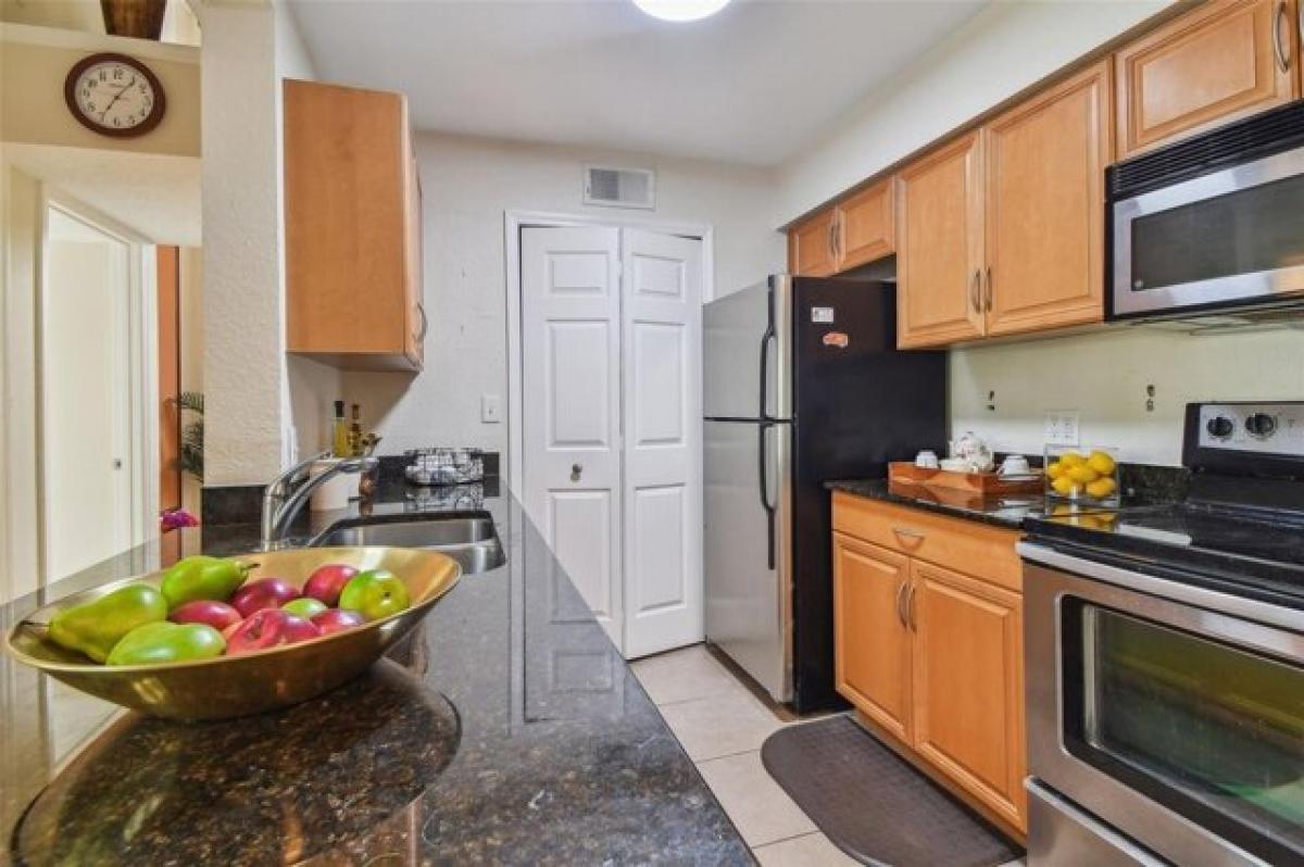 Picture of Home For Sale in Palm Harbor, Florida, United States