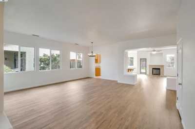 Home For Sale in Newman, California