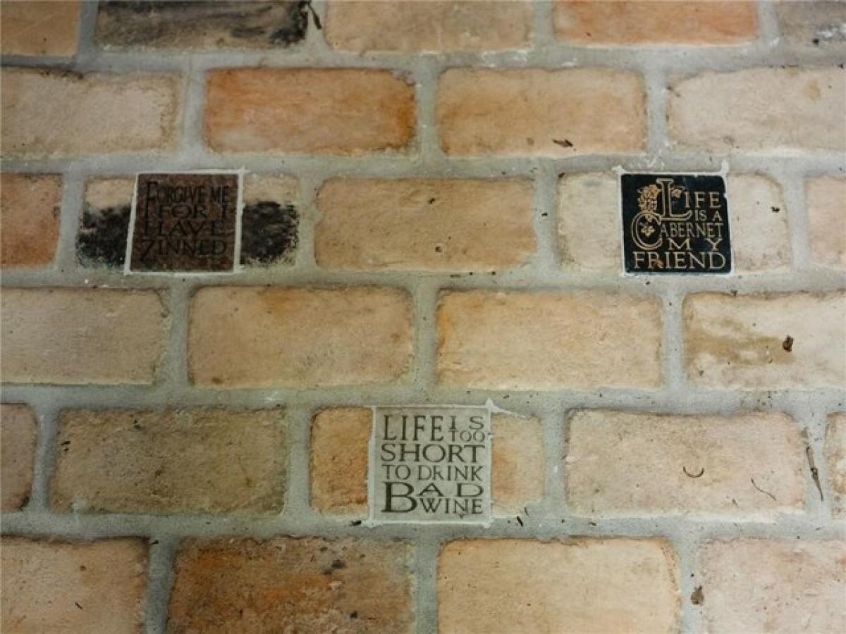 Picture of Home For Sale in Fayetteville, Arkansas, United States