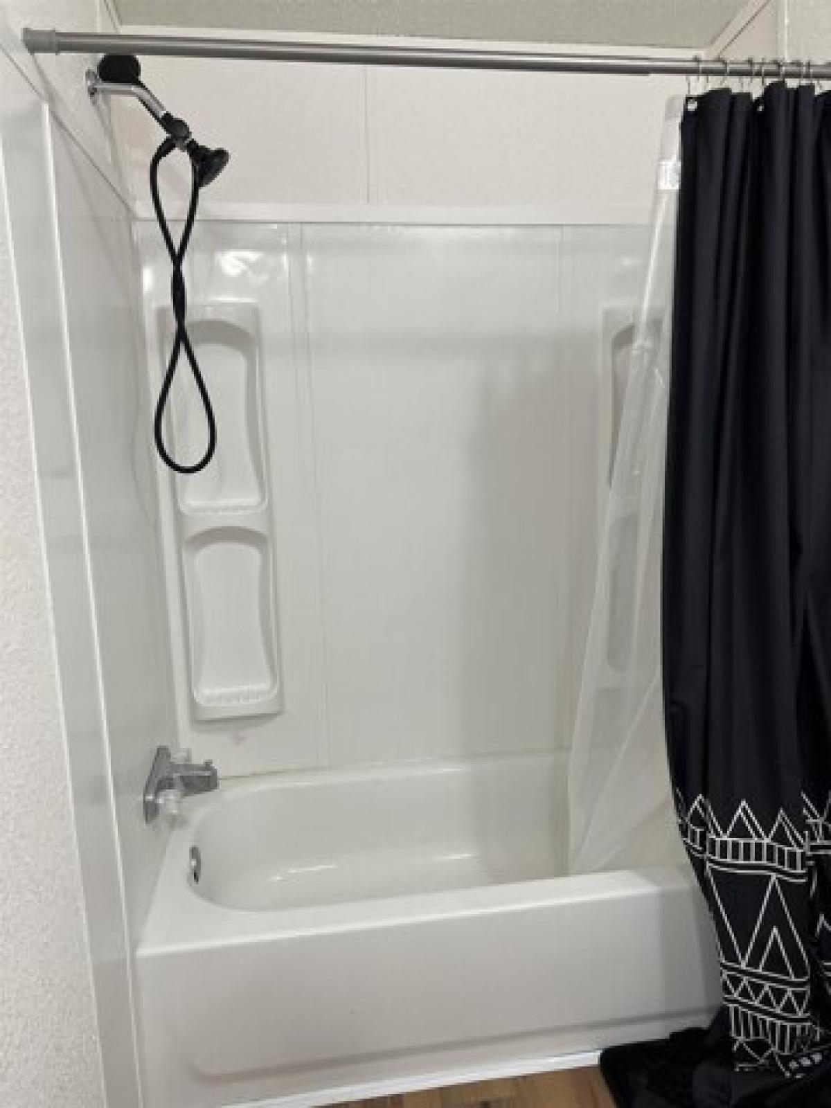 Picture of Home For Sale in Pocatello, Idaho, United States