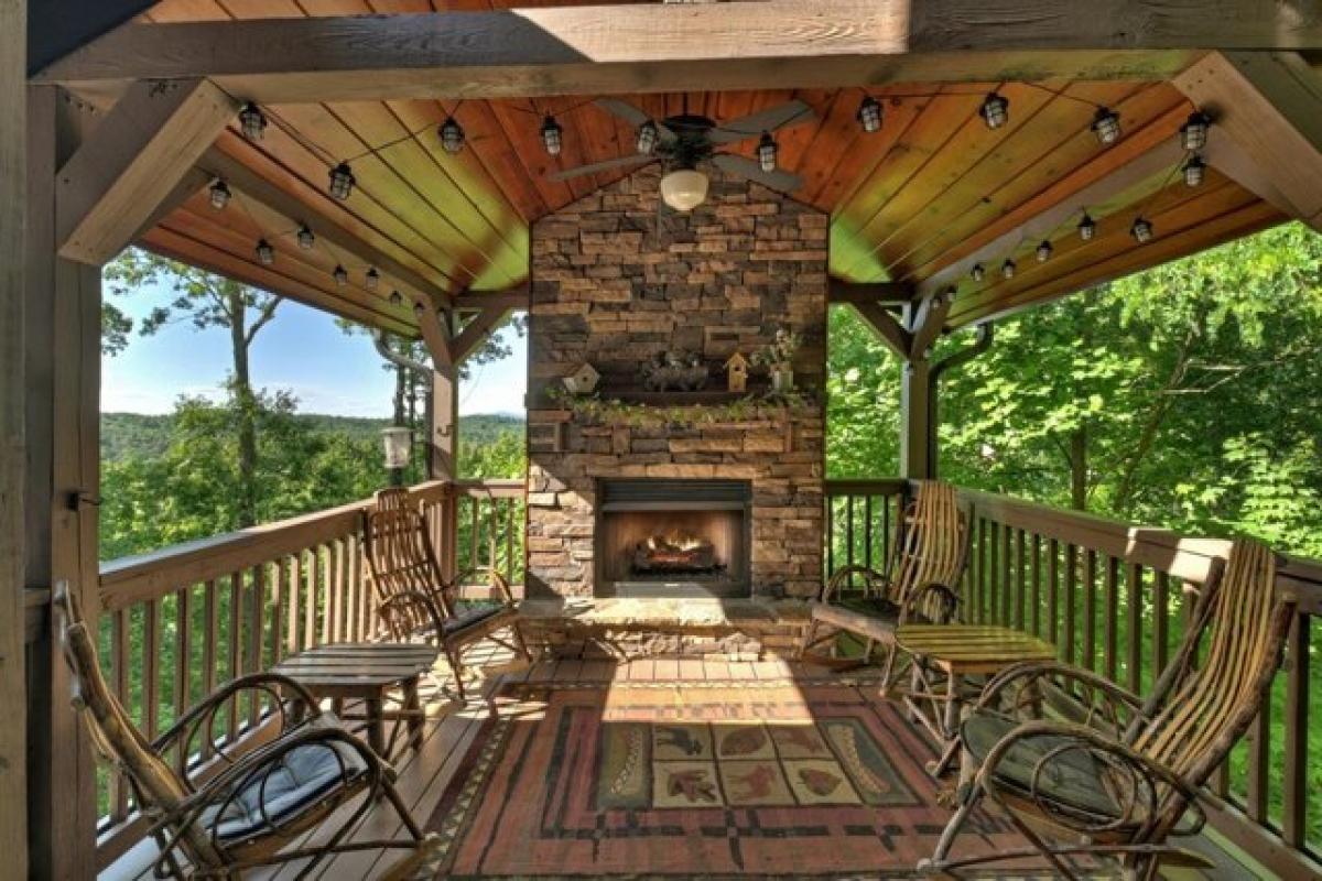Picture of Home For Sale in Blue Ridge, Georgia, United States