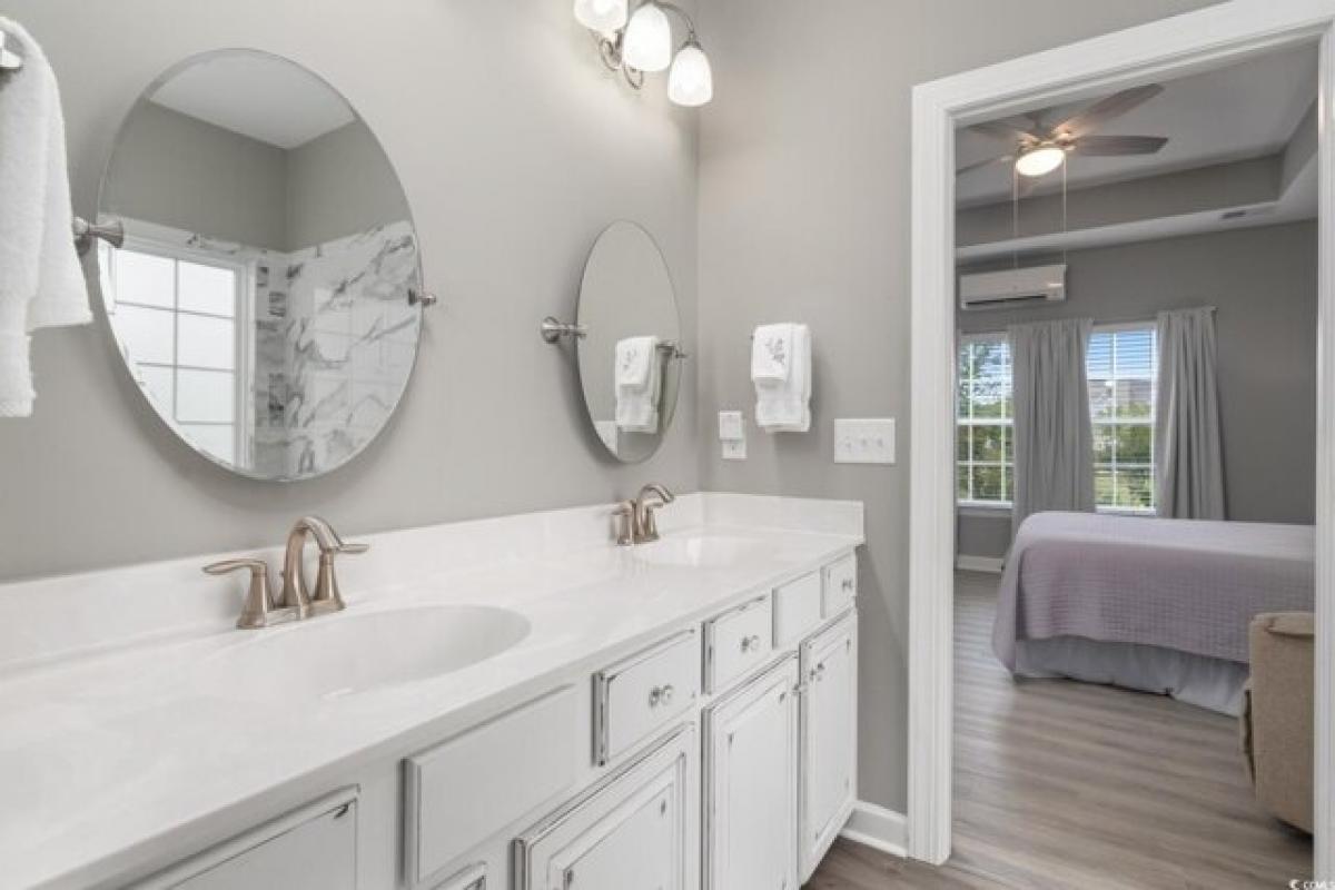 Picture of Home For Sale in Murrells Inlet, South Carolina, United States