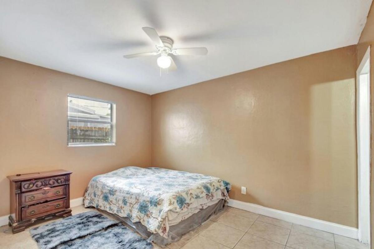 Picture of Home For Sale in Greenacres, Florida, United States