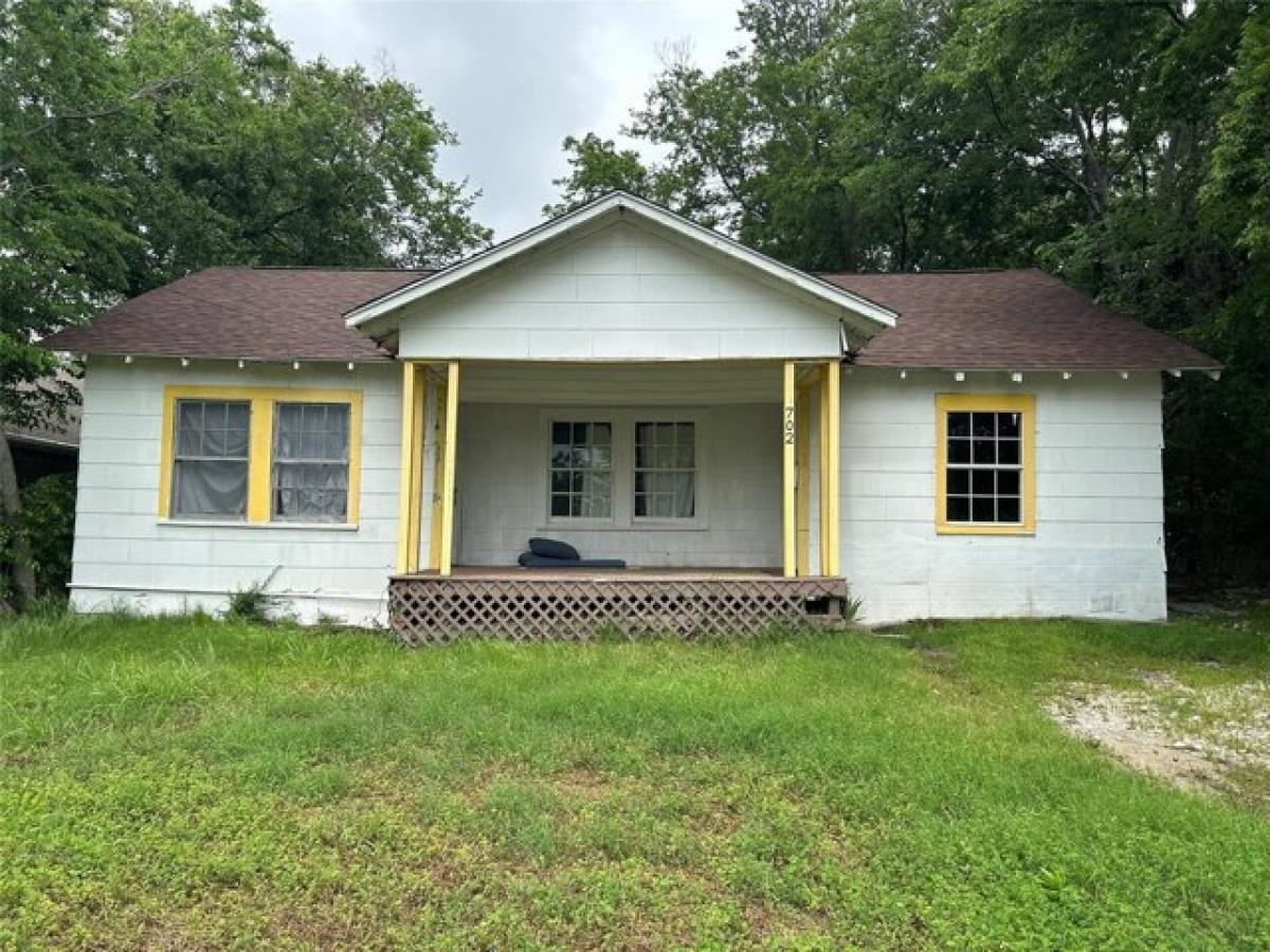 Picture of Home For Sale in Terrell, Texas, United States