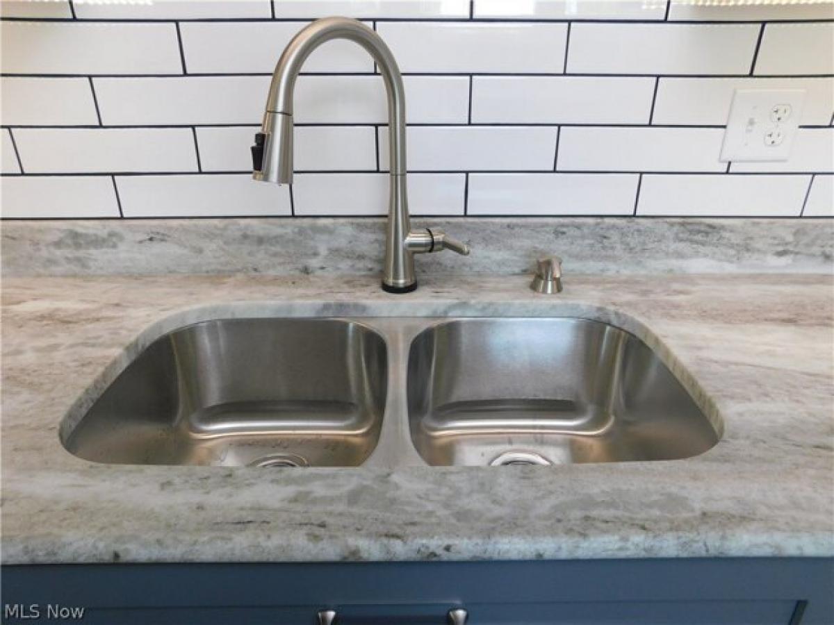 Picture of Home For Sale in Ashtabula, Ohio, United States