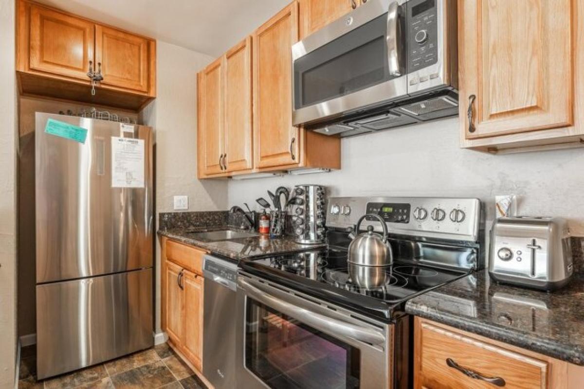 Picture of Home For Sale in Mammoth Lakes, California, United States