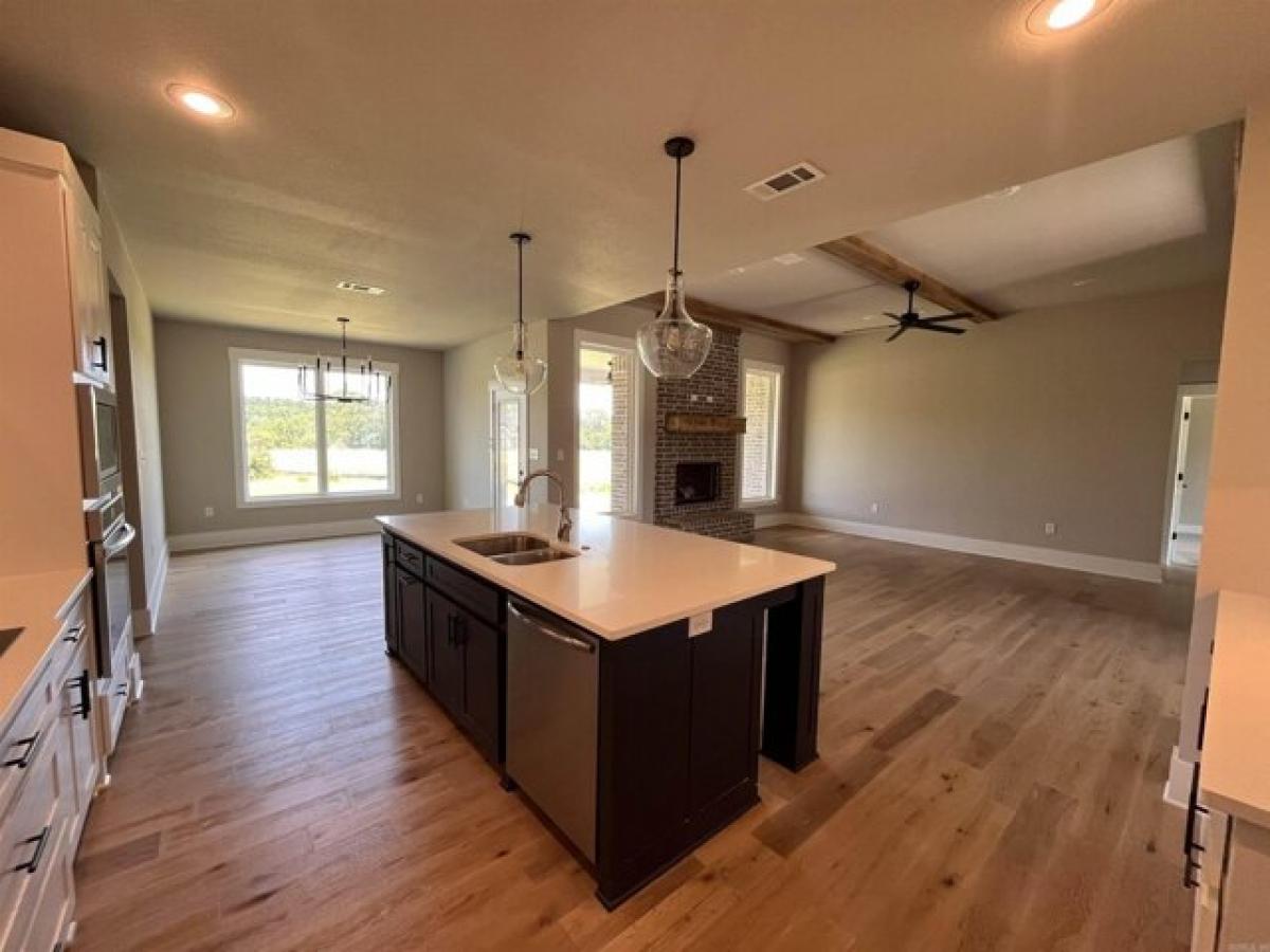 Picture of Home For Sale in Alexander, Arkansas, United States