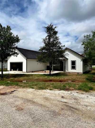 Home For Sale in Bastrop, Texas