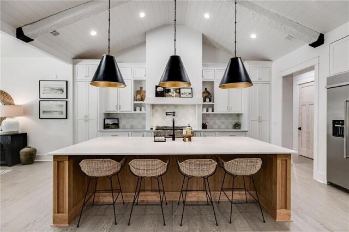 Picture of Home For Sale in Dallas, Georgia, United States