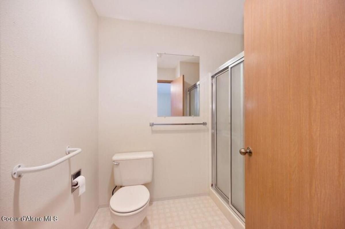 Picture of Home For Sale in Hayden, Idaho, United States