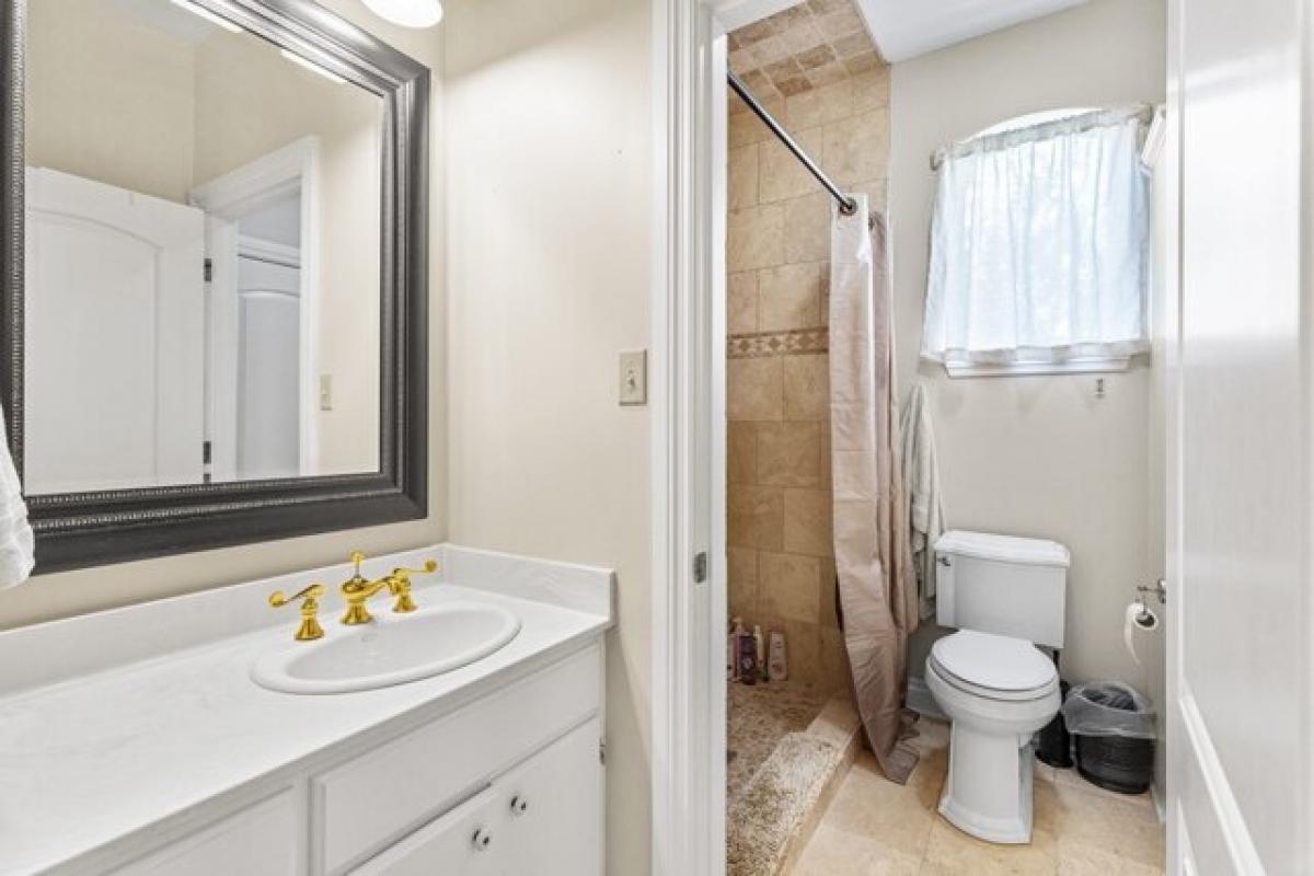 Picture of Home For Sale in Fredericksburg, Texas, United States