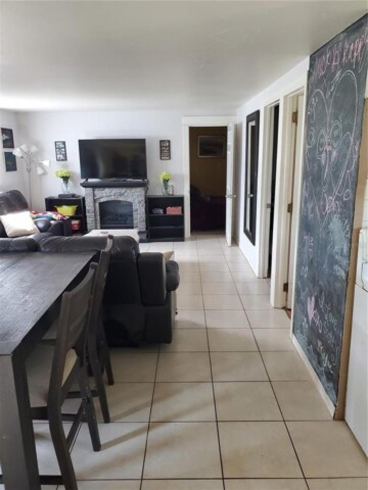 Picture of Home For Sale in Englewood, Florida, United States