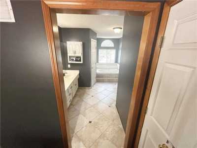 Home For Sale in Blue Springs, Missouri