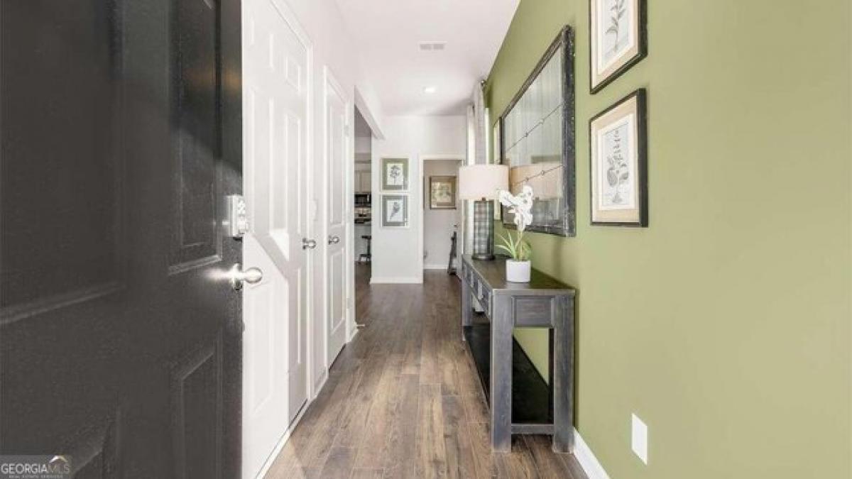 Picture of Home For Sale in Hampton, Georgia, United States