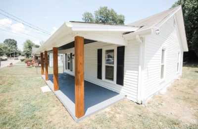 Home For Sale in Columbia, Tennessee