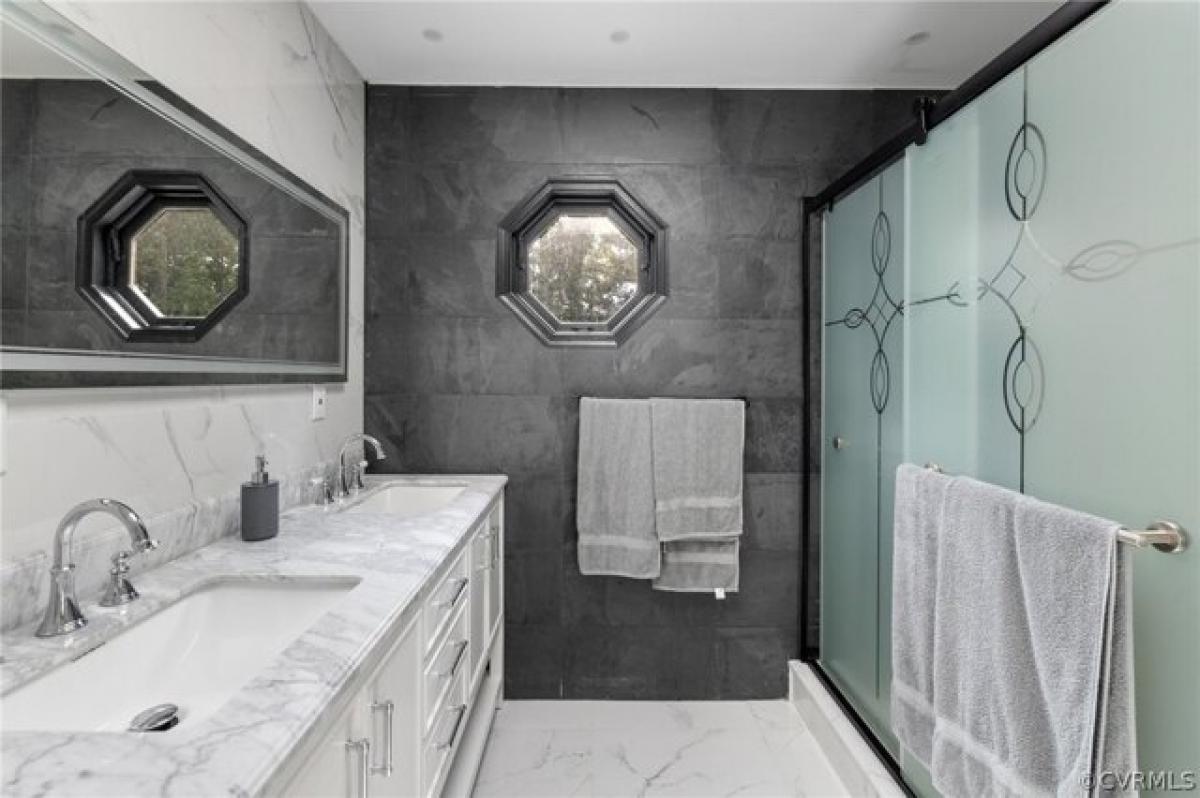 Picture of Home For Sale in Chesterfield, Virginia, United States