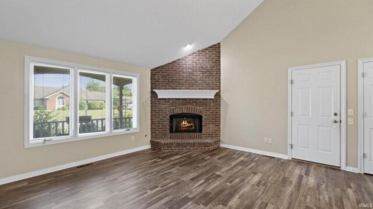 Picture of Home For Sale in Harlan, Indiana, United States