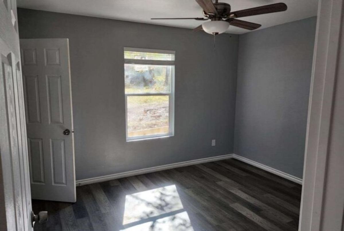 Picture of Home For Sale in Denison, Texas, United States