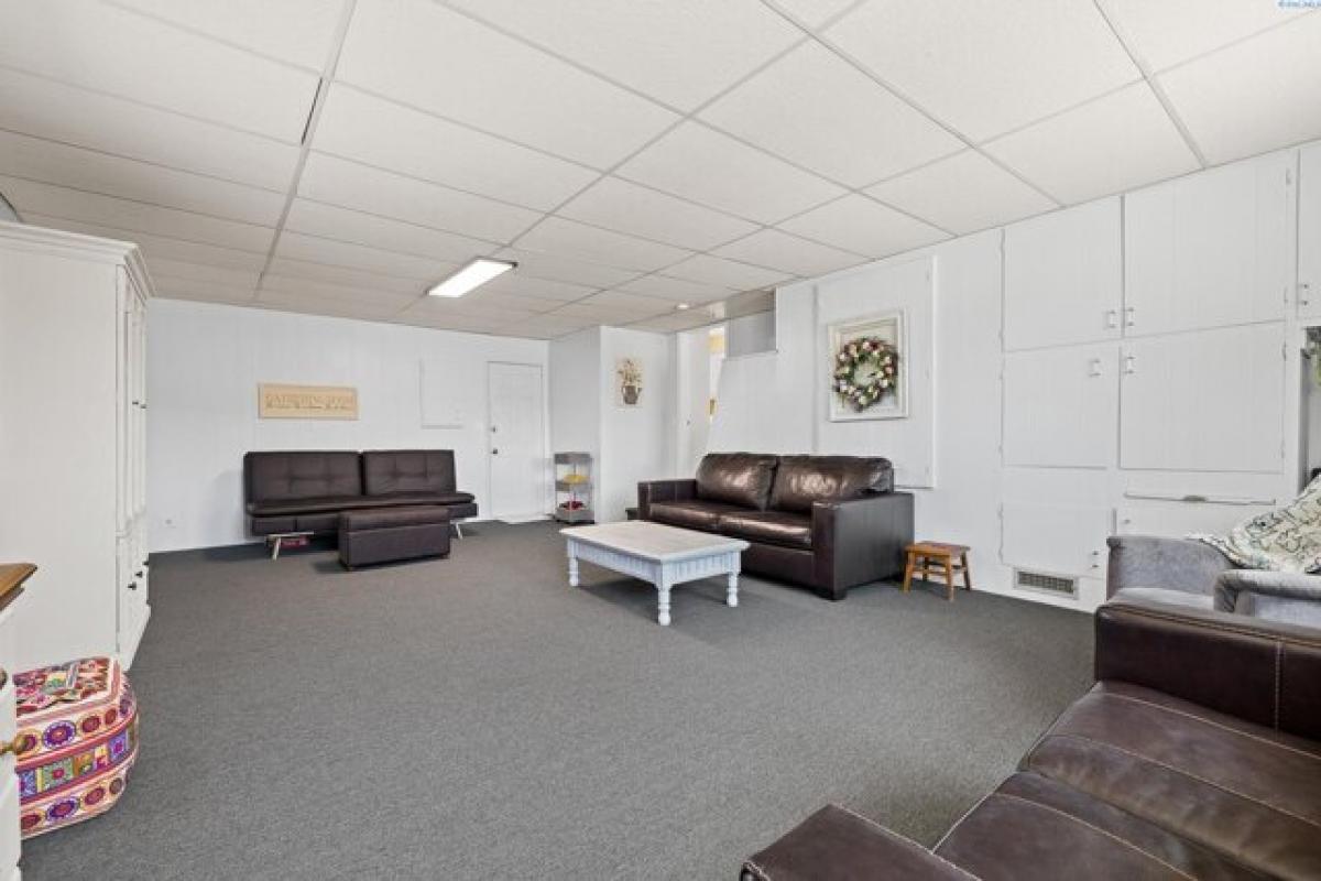 Picture of Home For Sale in Kennewick, Washington, United States