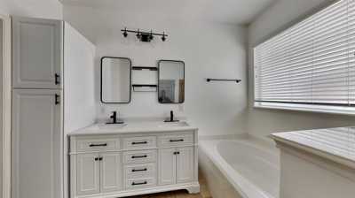 Home For Sale in Pearland, Texas