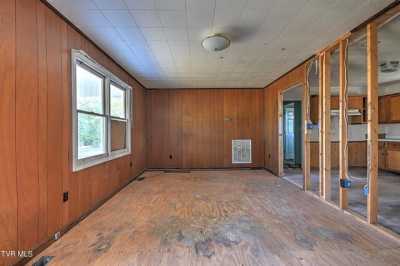 Home For Sale in Bristol, Virginia