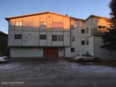 Home For Sale in Anchorage, Alaska