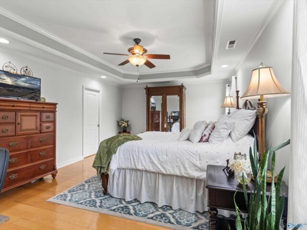 Picture of Home For Sale in Decatur, Alabama, United States