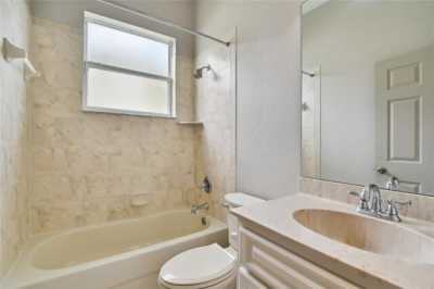 Home For Sale in Dade City, Florida