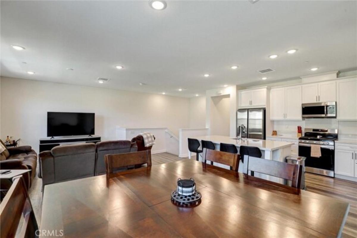 Picture of Home For Sale in Mission Viejo, California, United States