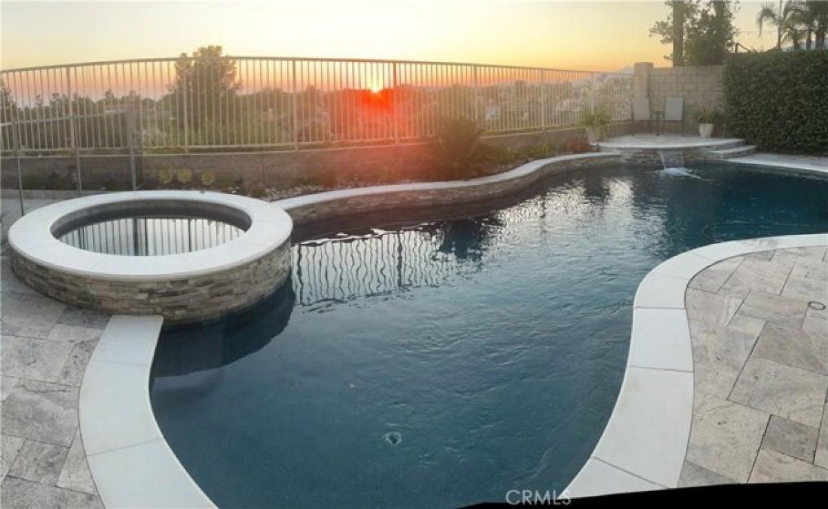 Picture of Home For Sale in Rancho Santa Margarita, California, United States