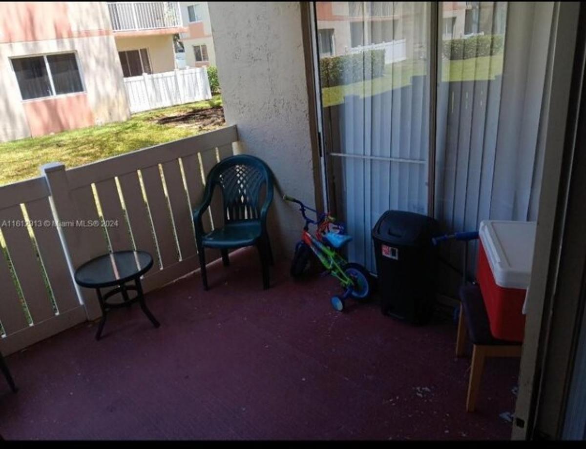 Picture of Home For Sale in Hialeah, Florida, United States