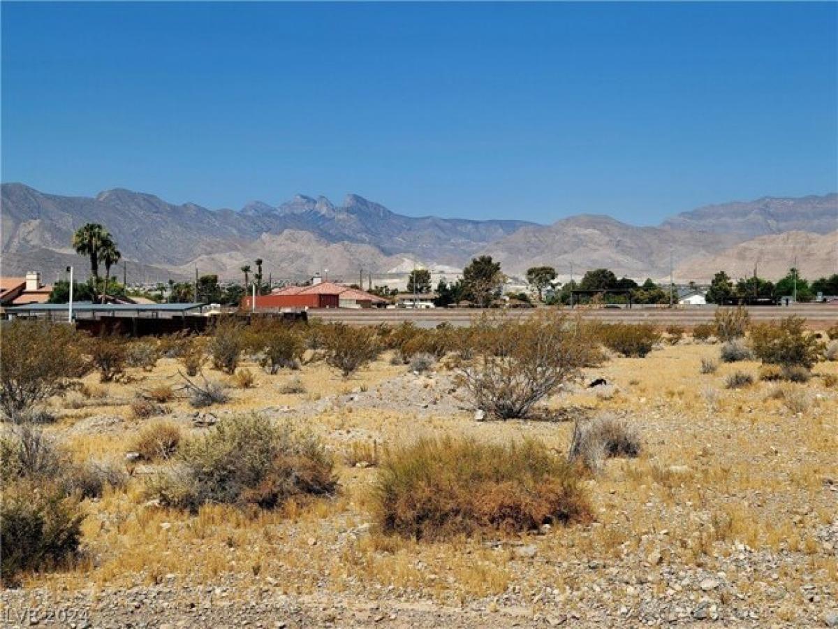 Picture of Residential Land For Sale in Las Vegas, Nevada, United States