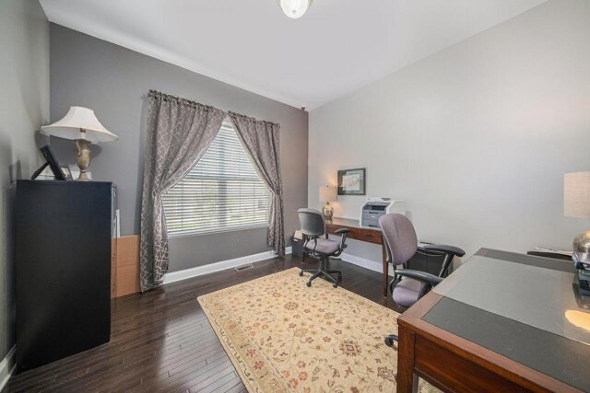 Picture of Home For Sale in Jackson, Michigan, United States