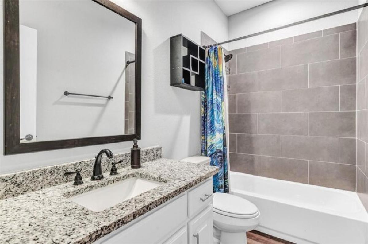 Picture of Home For Sale in Waxahachie, Texas, United States