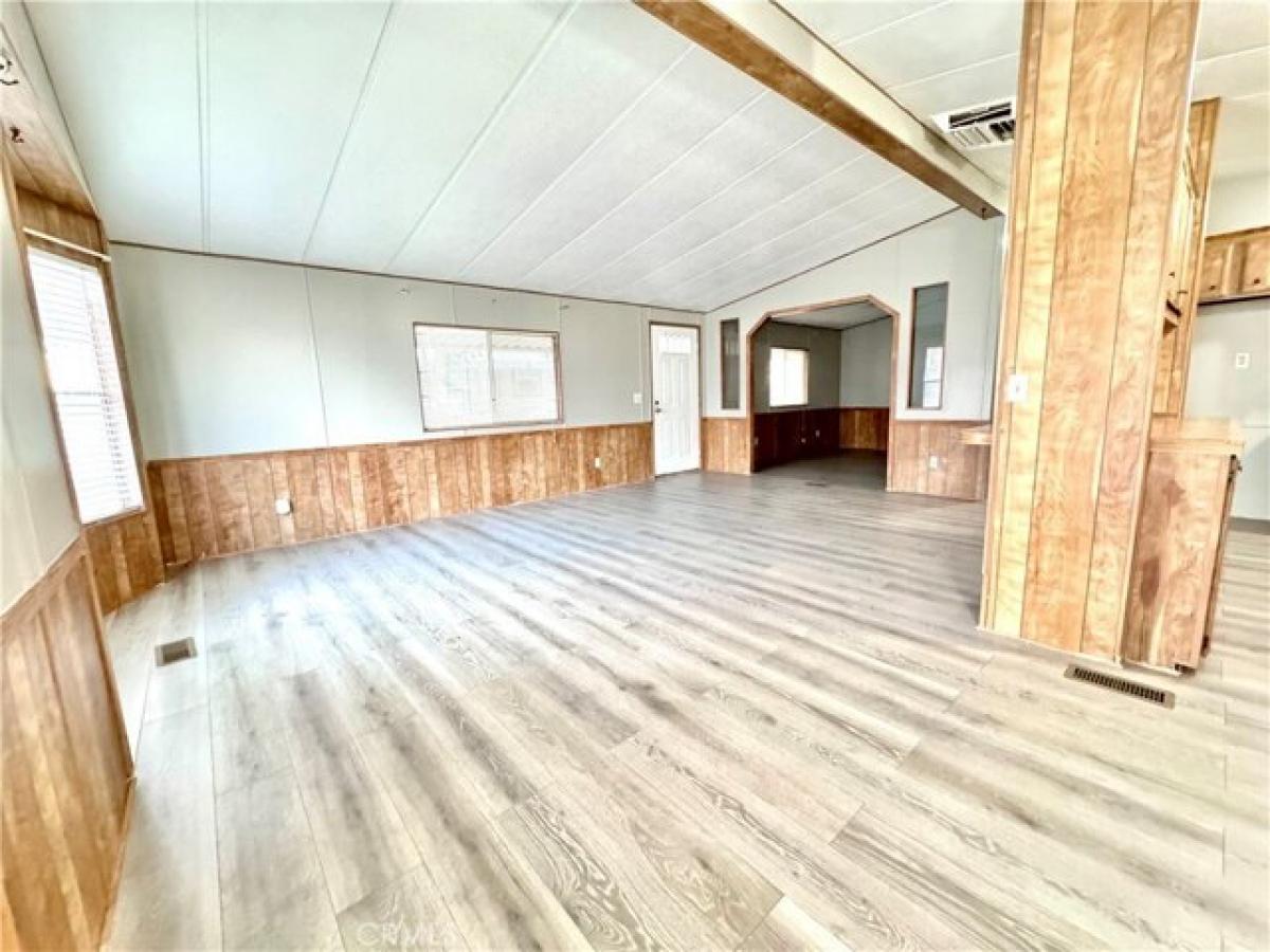 Picture of Home For Sale in Barstow, California, United States