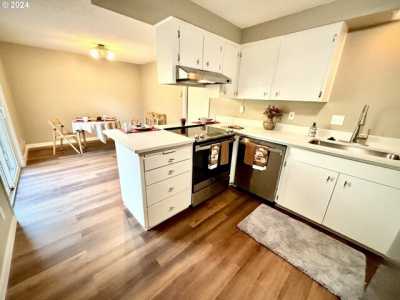 Home For Sale in Beaverton, Oregon