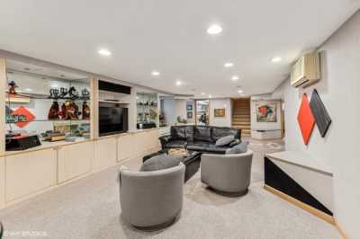 Home For Sale in Oak Park, Illinois