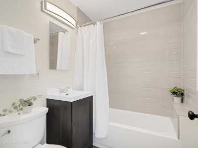 Home For Sale in Downers Grove, Illinois