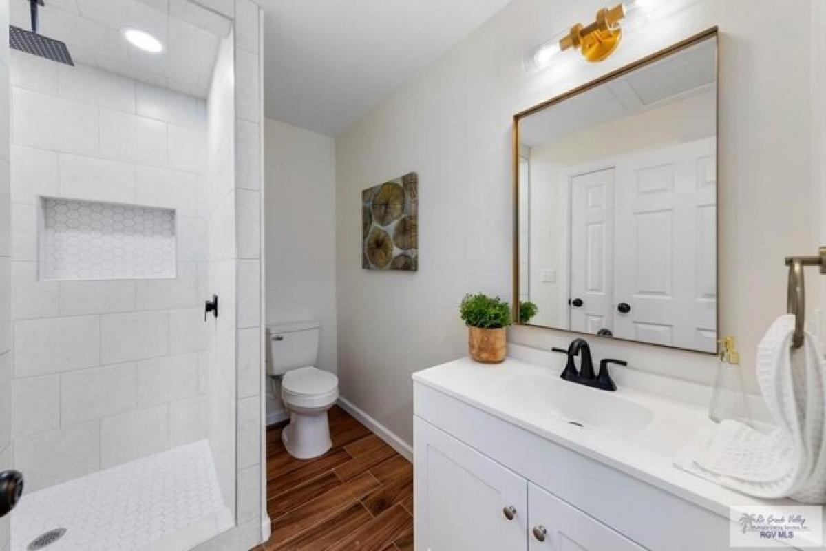 Picture of Home For Sale in Combes, Texas, United States