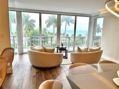 Home For Rent in Key Biscayne, Florida