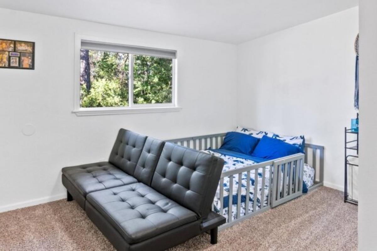 Picture of Home For Sale in Redding, California, United States